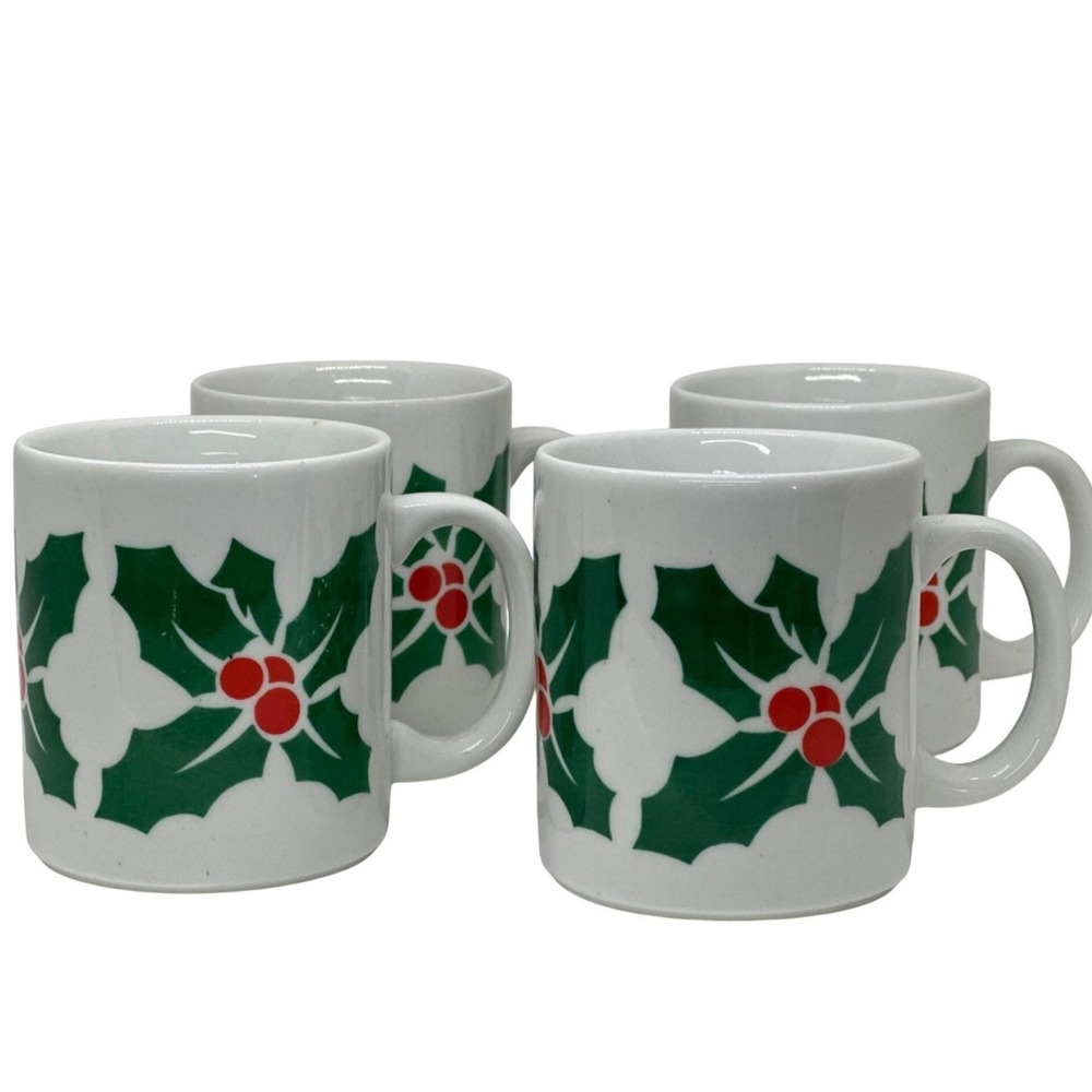 VTG 90s Holly Berry Christmas Mugs Set of 4, Green & Red Ceramic Coffee/Tea Cups